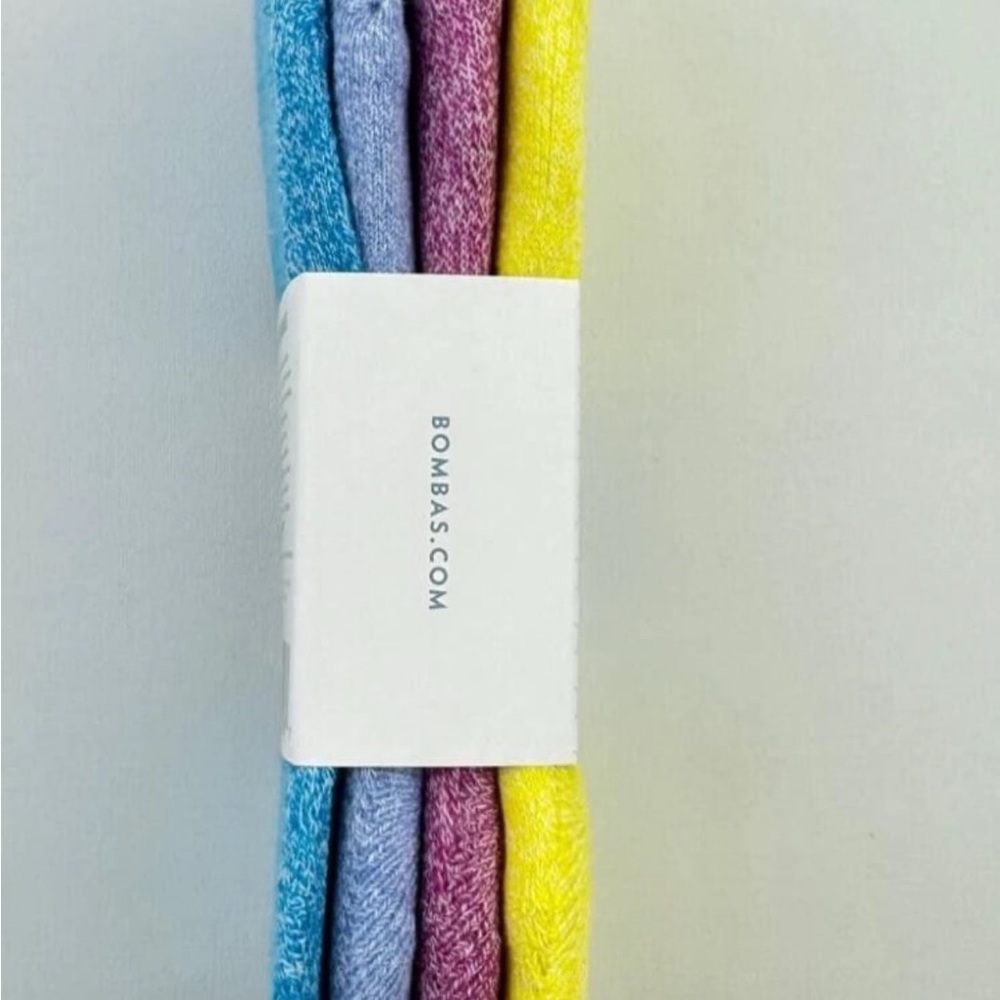 NWT Bombas women’s No-Show Socks. 4 pair - Picture 2 of 4